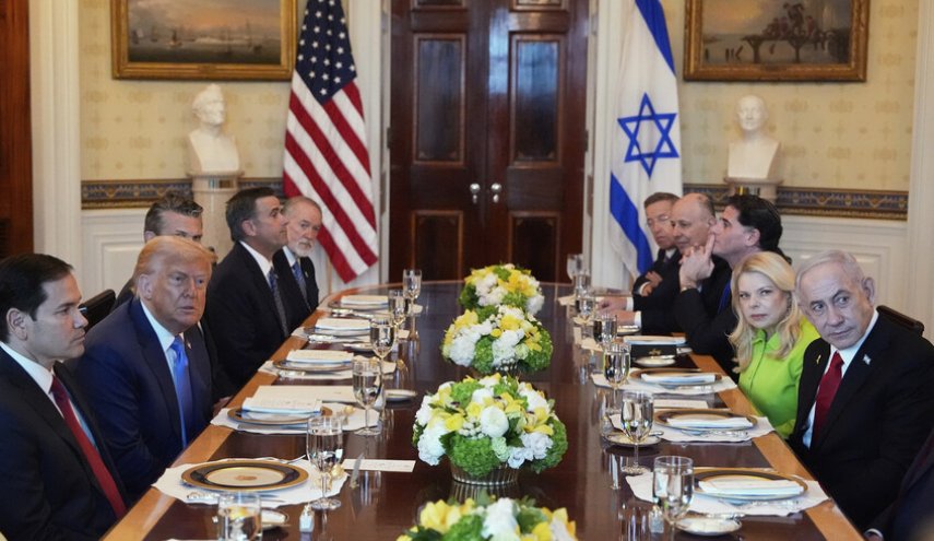 ترامب في مستهل لقاء مع نتنياهو: حماس تريد التفاوض لوقف إطلاق النار