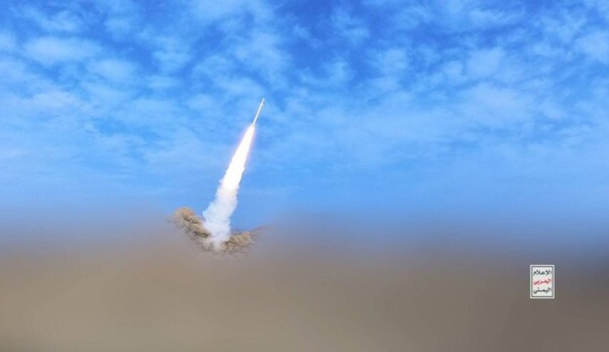 اطلاق صاروخ بالستي من اليمن علی الاراضي المحتلة