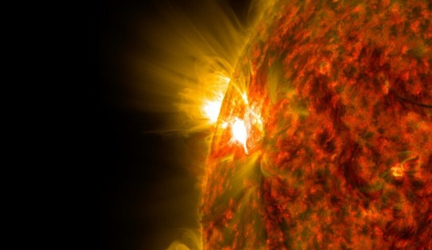 ارتفاع قياسي في نشاط التوهج الشمسي.. علماء روس يكشفون أسرار موجات الحر!