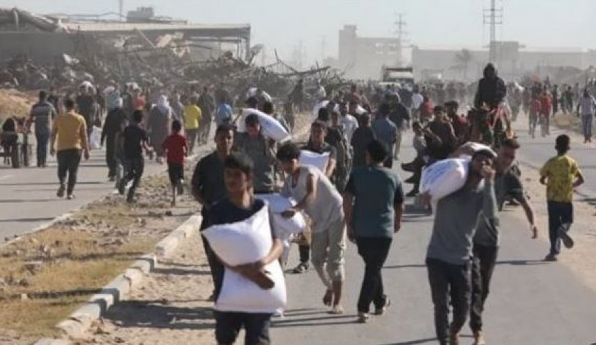 أدانة جرائم الاحتلال ضد الفلسطينيين أمام مراكز توزيع المساعدات في غزة