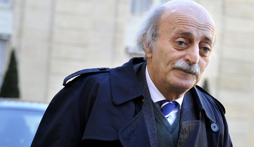 جنبلاط يدعو أبناء السويداء إلى اليقظة من التحريض الإسرائيلي