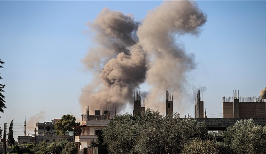 بعد السويداء.. الاحتلال یشن غارات جوية على درعا السورية