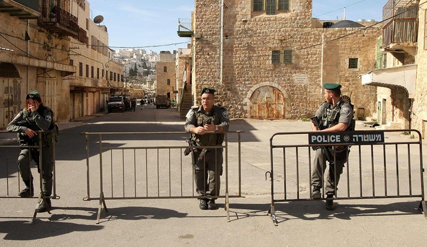 الاحتلال يسحب صلاحيات إدارة الحرم الإبراهيمي من الأوقاف