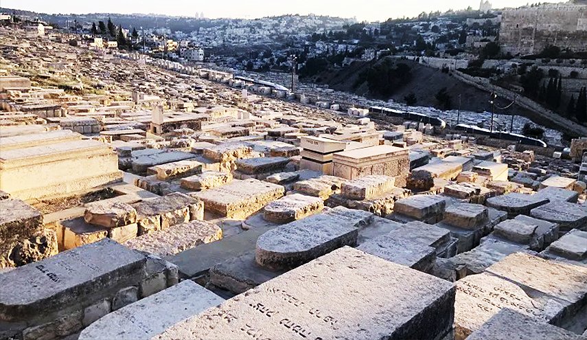 القبور الوهمية.. مدافن إسرائيلية بلا موتى لطمس هوية القدس