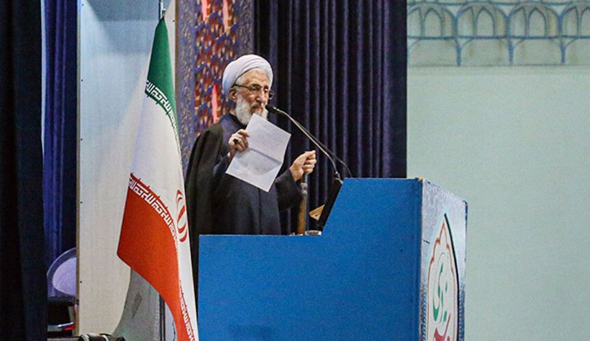 على الشعب والمسؤولين في البلاد أن يتحدوا ضد العدو