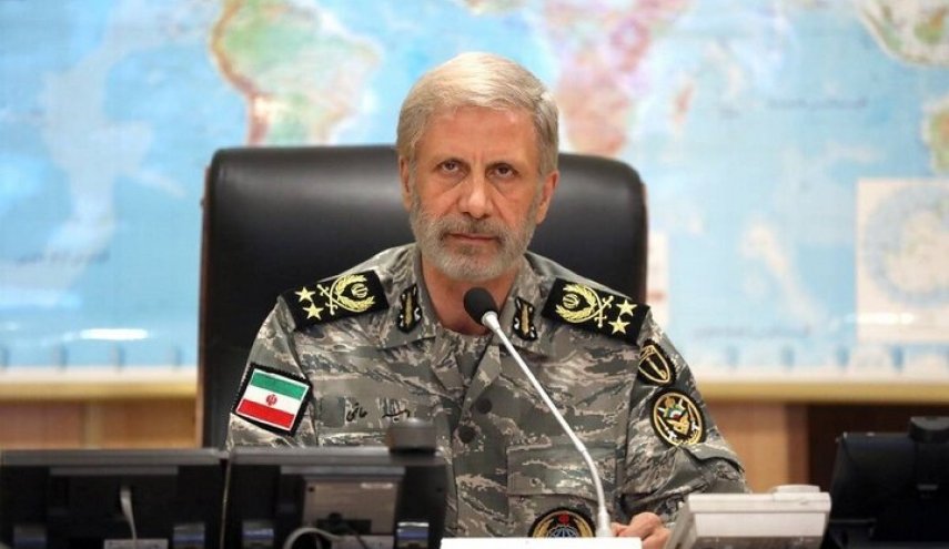 قائد الجيش الايراني: اليوم نحن أكثر استعداداً من أي وقت مضى