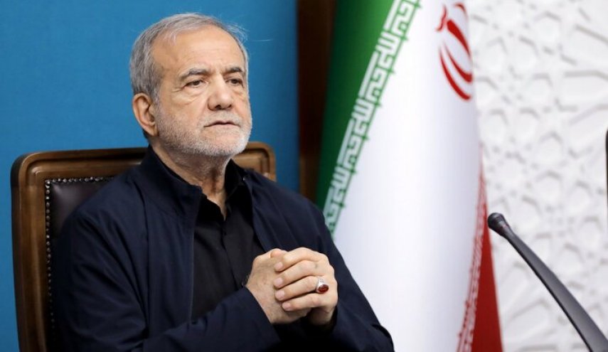 پزشکیان: اگر با برنامه و در چارچوب سیاست های نظام عمل کنیم، مشکلات حل شدنی است