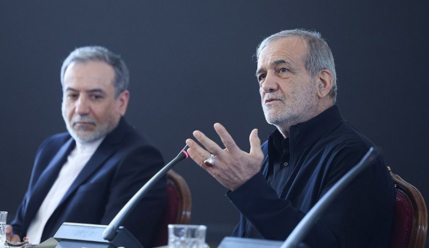 الرئيس الإيراني: أين دعاة حقوق الإنسان من مأساة غزة؟