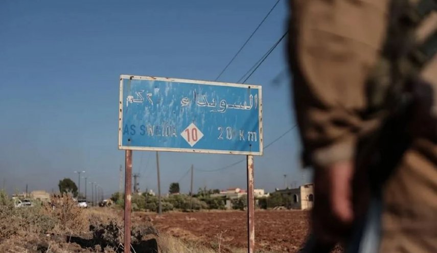 المرصد السوري: وسط حصارٍ خانق.. منع الفرق الإعلامية من دخول السويداء