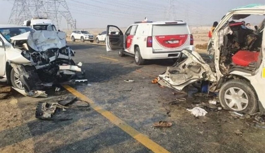 حادث سير قرب الكاظمية ببغداد يودي بحياة زائر ايراني وإصابة 15 آخرين