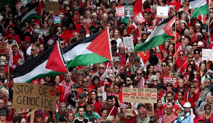 خبير إسرائيلي يحذر من تسونامي غير مسبوق يضرب الكيان