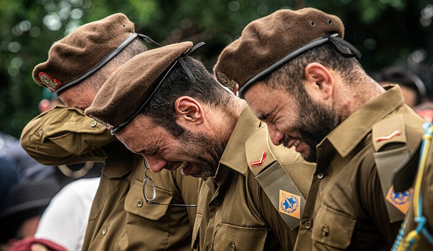 كاتب اسرائيلي: حكومتنا حقيرة.. فتحت علينا أبواب الجحيم 