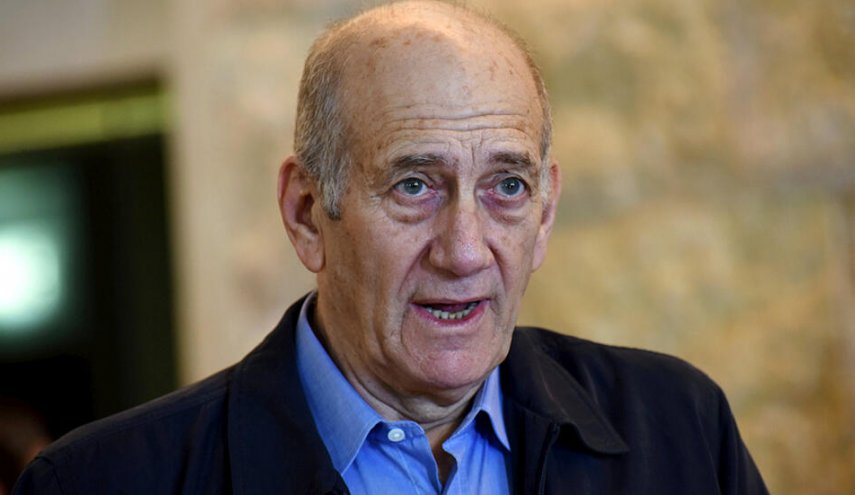 أولمرت یقول إن تل أبيب تواجه العزلة الدولية بسبب انتهاكاتها