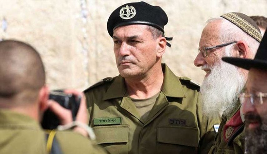 إبن نتنياهو يتهم زامير بقيادة 'تمرد عسكري' 