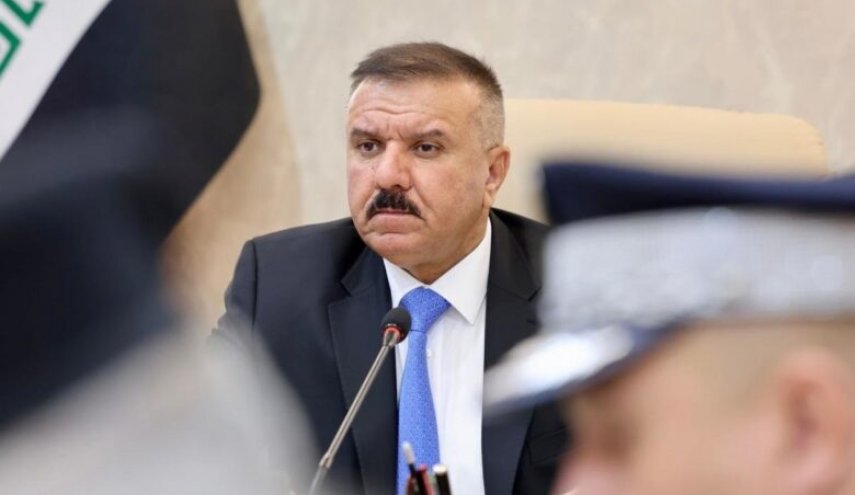 وزیر کشور عراق بر تامین امنیت همه مسیرهای حرکت زائران اربعین تاکید کرد
