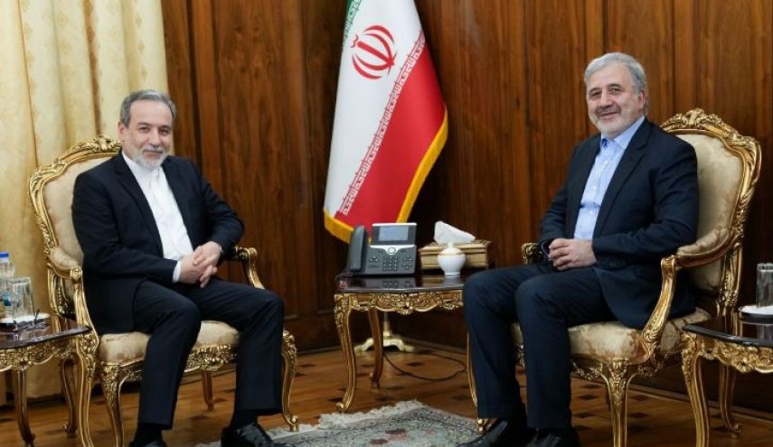 دیدار سفیر ایران در عربستان سعودی با عراقچی
