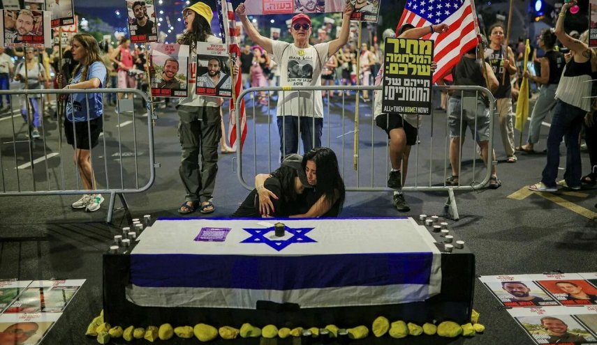 تظاهرات افسران نیروی هوایی در تل‌آویو علیه نتانیاهو 
