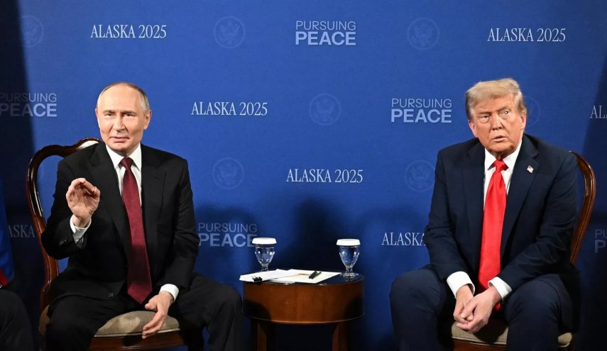 انطلاق المحادثات بين بوتين وترامب في ألاسكا
