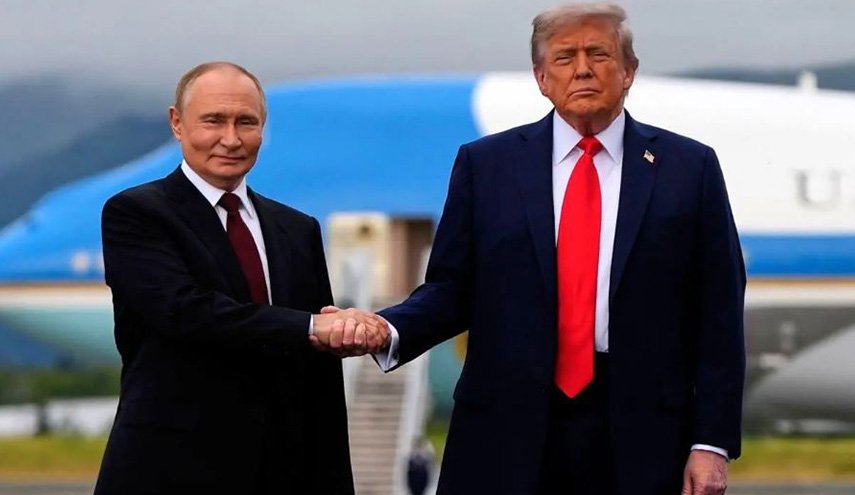 ترامب يمنح نفسه 10/10بعد اللقاء مع بوتين وينصح زلنسكي! 