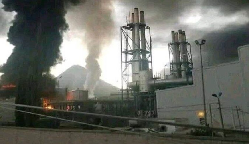 عدوان 'اسرائيلي' على محطة كهرباء باليمن والدفاع المدني يخمد النيران