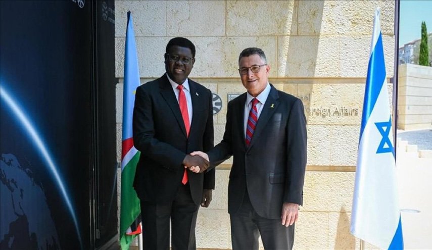 الاحتلال يعلن إرسال مساعدات لجنوب السودان لاسباب مشبوهة! 