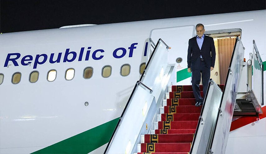 الرئيس بزشكيان يعود الى طهران في ختام زيارته الى ارمينيا وبيلاروسيا