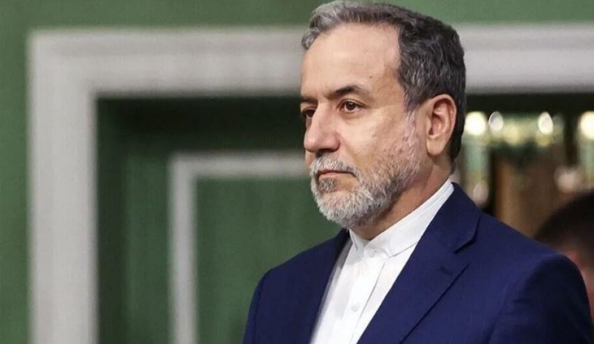 عراقچی برای اجلاس سازمان همکاری اسلامی وارد جده شد 