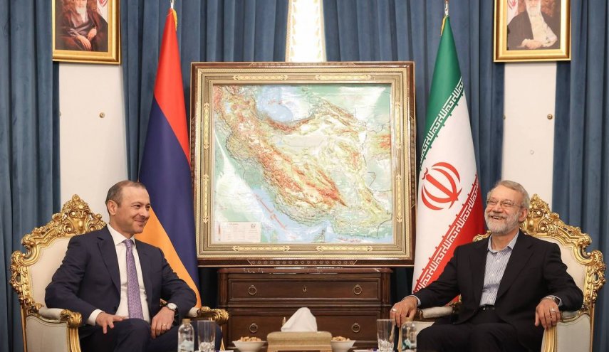 دیدار دبیر شورای امنیت ملی ارمنستان با لاریجانی
