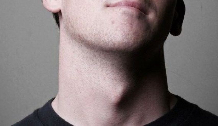 دراسة: حجم الرقبة قد يكشف عن مخاطر صحية خفية!