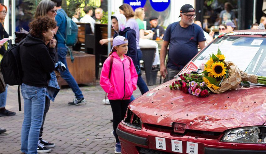 بالصور// هولندا.. سيارة رمزية إجلالا لروح الطفلة الفلسطينية هند رجب