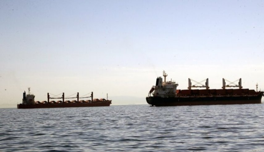 هجوم على سفينة إسرائيلية في البحر الأحمر