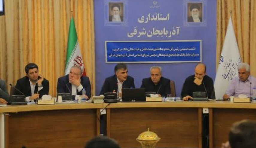آرامش به بازار ارز بازمی‌گردد/ به دنبال افزایش اختیارات استان‌ها در حوزه بانکی هستیم