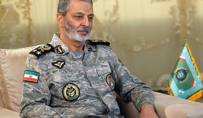 اعضای کمیسیون امنیت ملی با رئیس ستاد کل نیروهای مسلح دیدار کردند