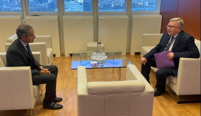 رایزنی اولیانوف و گروسی درباره پرونده هسته‌ا‌ی ایران 