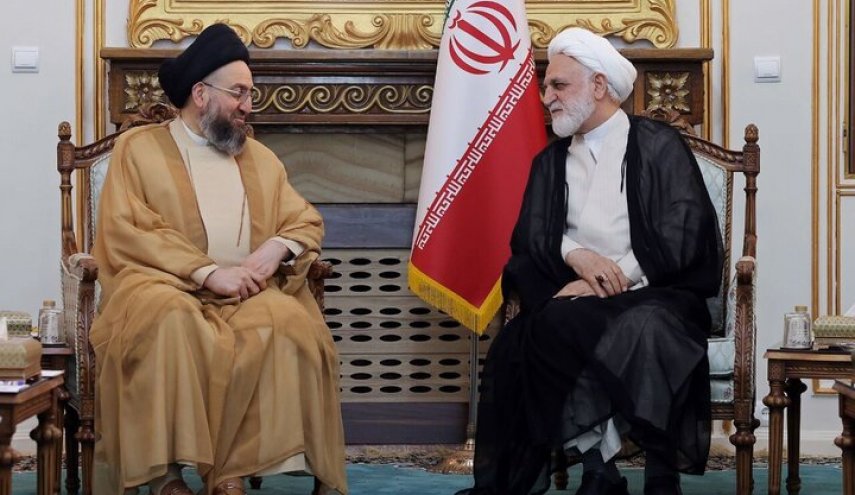 إيجئي: إيران الإسلامية لن تستسلم أبدا لنظام الهيمنة