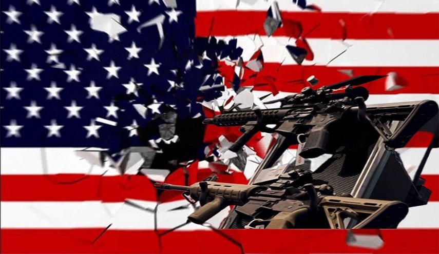 بلومبرغ تحذر: أمريكا في مرمى العنف السياسي!
