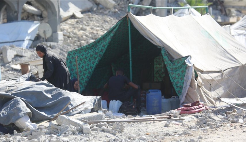 الأونروا: آلاف النازحين في غزة وجباليا يعيشون بلا مياه نظيفة أو صرف صحي