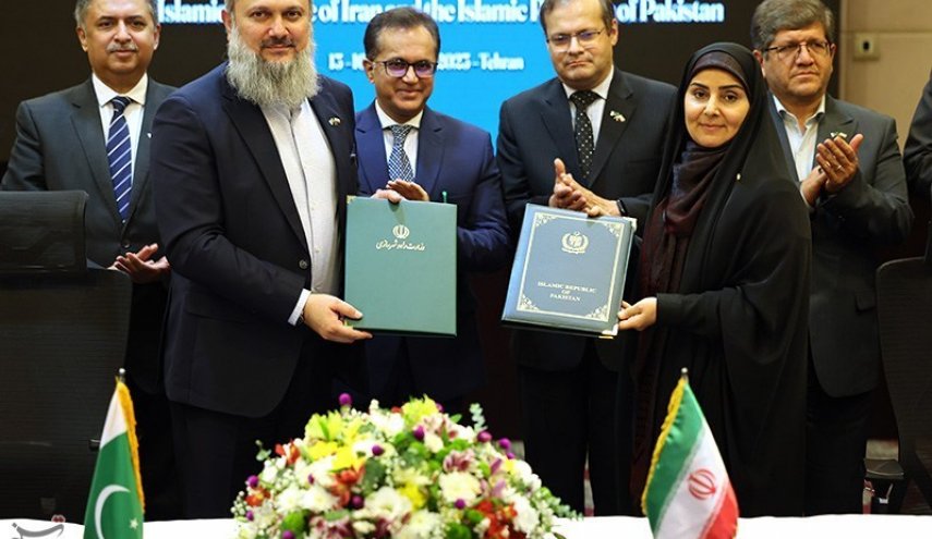 تفاصيل مذكرة التفاهم بين إيران وباكستان لتعزيز التعاون الثنائي