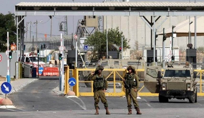 الإحتلال يمنع دخول وفد بريطاني إلى الضفة ولندن تندد