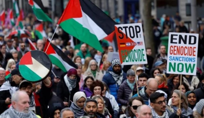 'اسرائيل' باتت منبوذة وحيدة في العالم لا يقف لجانبها سوى ترامب