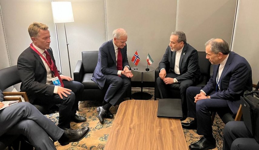 عراقجي يبحث مع رئيس وزراء النرويج العلاقات الثنائية والتطورات الدولية