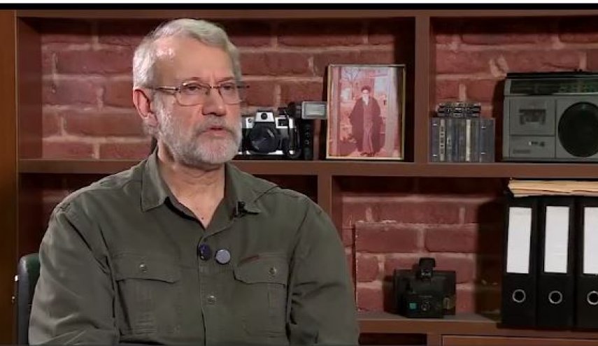 آمریکایی ها اصرار دارند درباره صنعت موشکی هم مذاکره کنیم