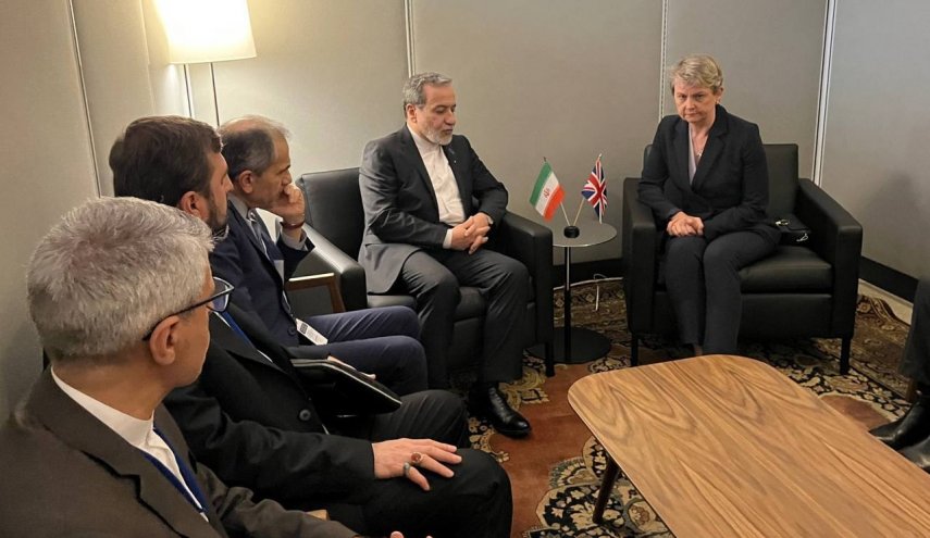 گفت‌وگو عراقچی با وزیر خارجۀ انگلیس، برزیل و کره‌جنوبی 