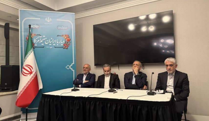 پزشکیان: باید اداره امور را به خادمان واقعی بسپاریم