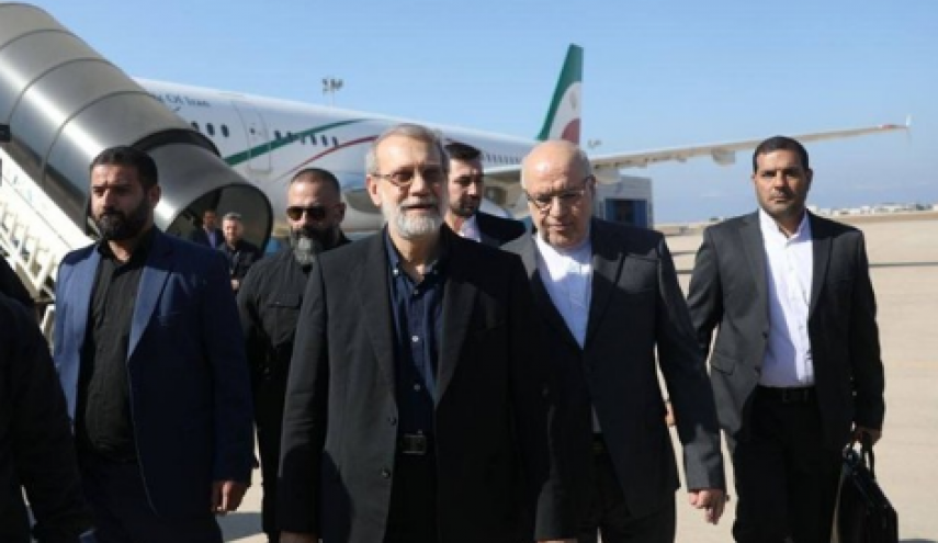 لاریجانی در بدو ورود به بیروت: رژیم صهیونیستی به هیچ کشوری رحم نمی‌کند