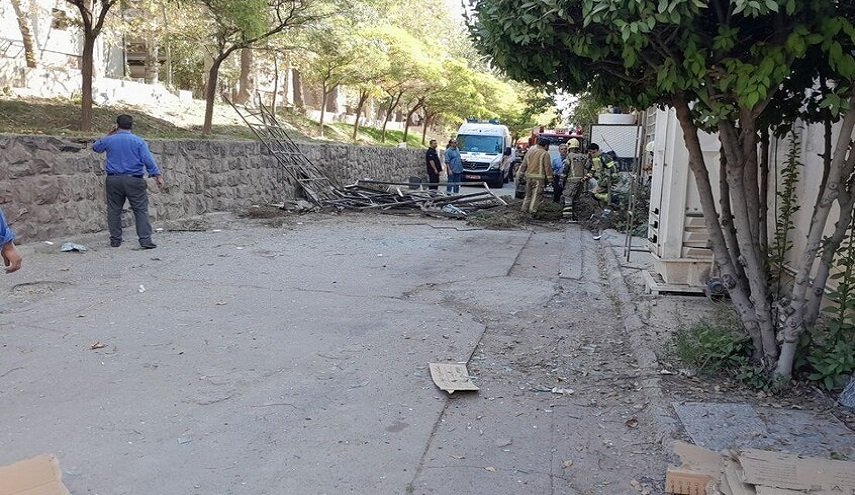 مقتل شخص وإصابة اثنين في انفجار بجامعة طهران