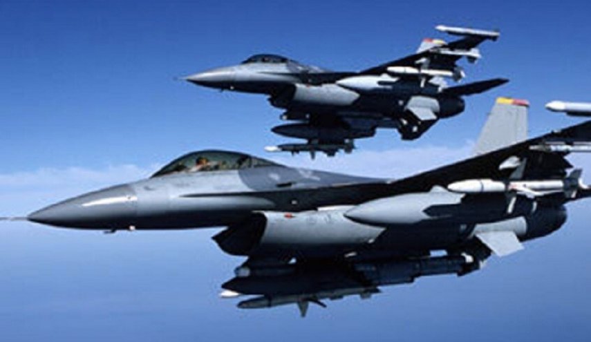 فنزويلا تؤكد أن طائرات مقاتلة أمريكية اقتربت من مجالها الجوي