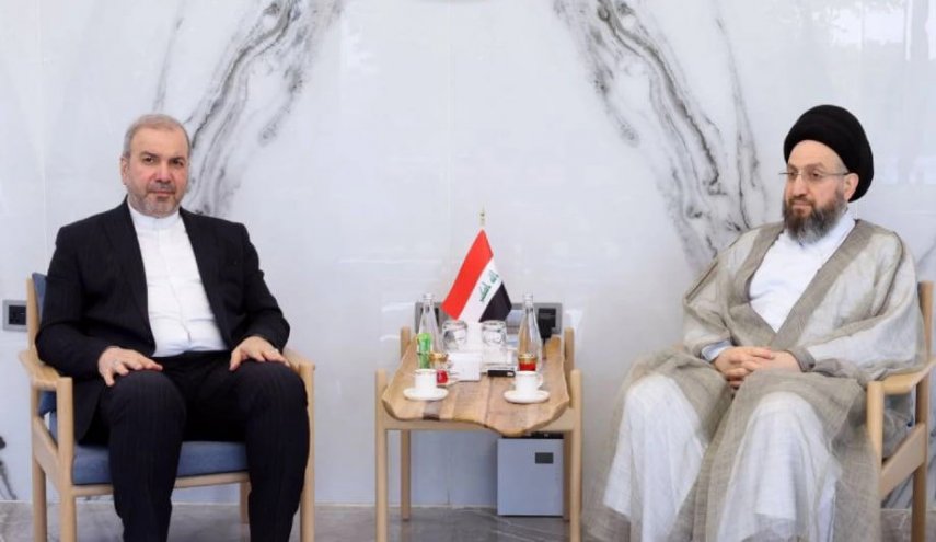 عمار الحكيم يبحث مع السفير الايراني سبل تعزيز العلاقات الثنائية بين ايران والعراق
