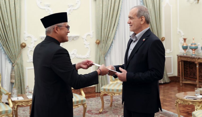 بزشكيان: الوحدة الإسلامية تمنع جرائم الكيان الصهيوني