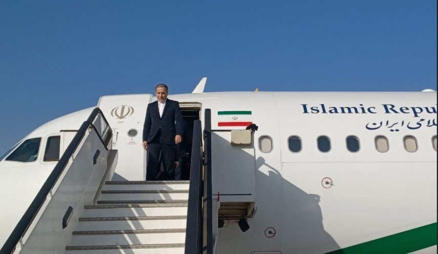 عراقجي يصل إلى العاصمة الاوغندية للمشاركة في اجتماع حركة عدم الانحياز